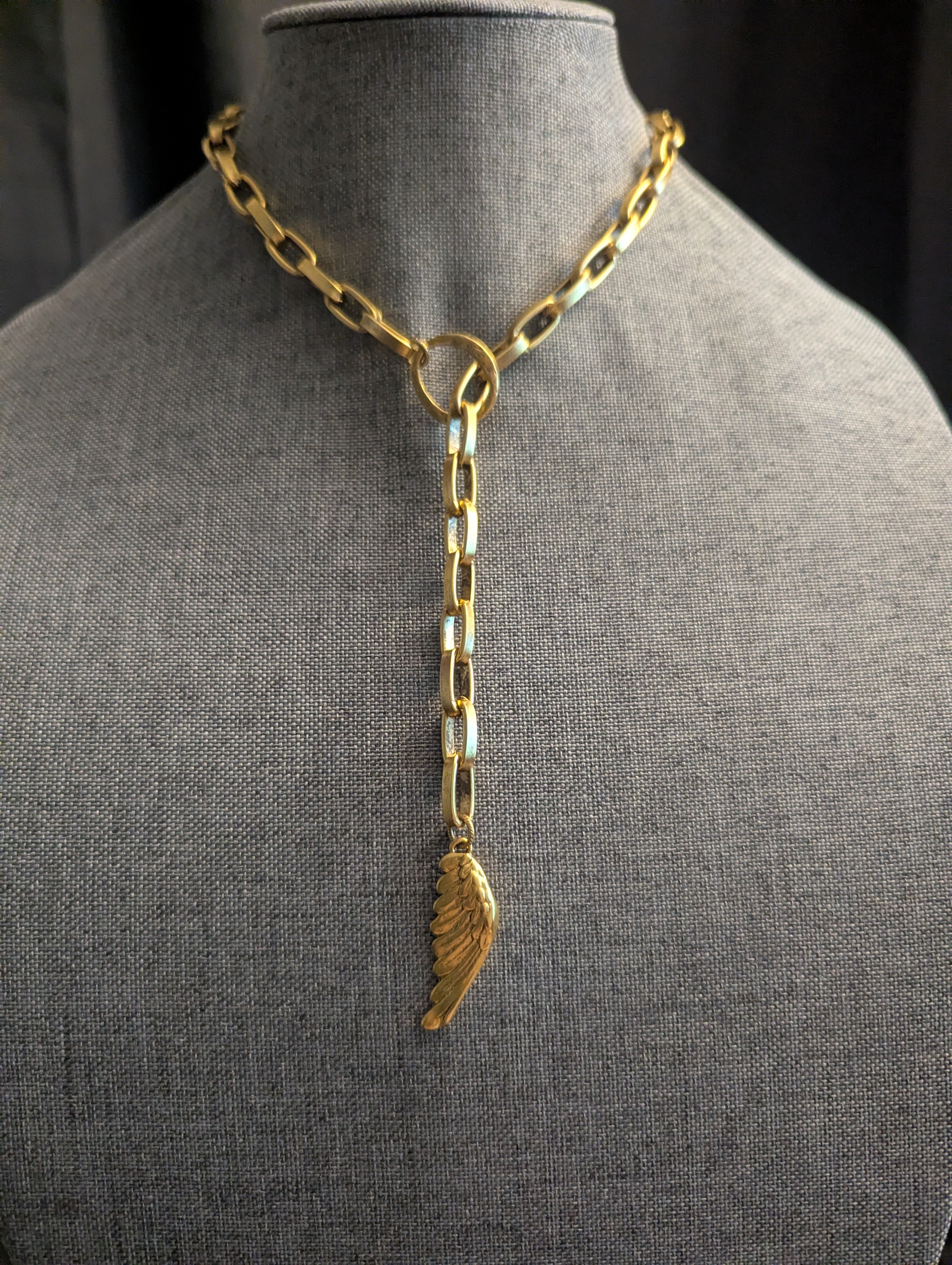 Wing Lariat link necklace