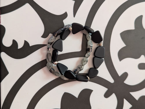 Abstract Black stretch bracelet