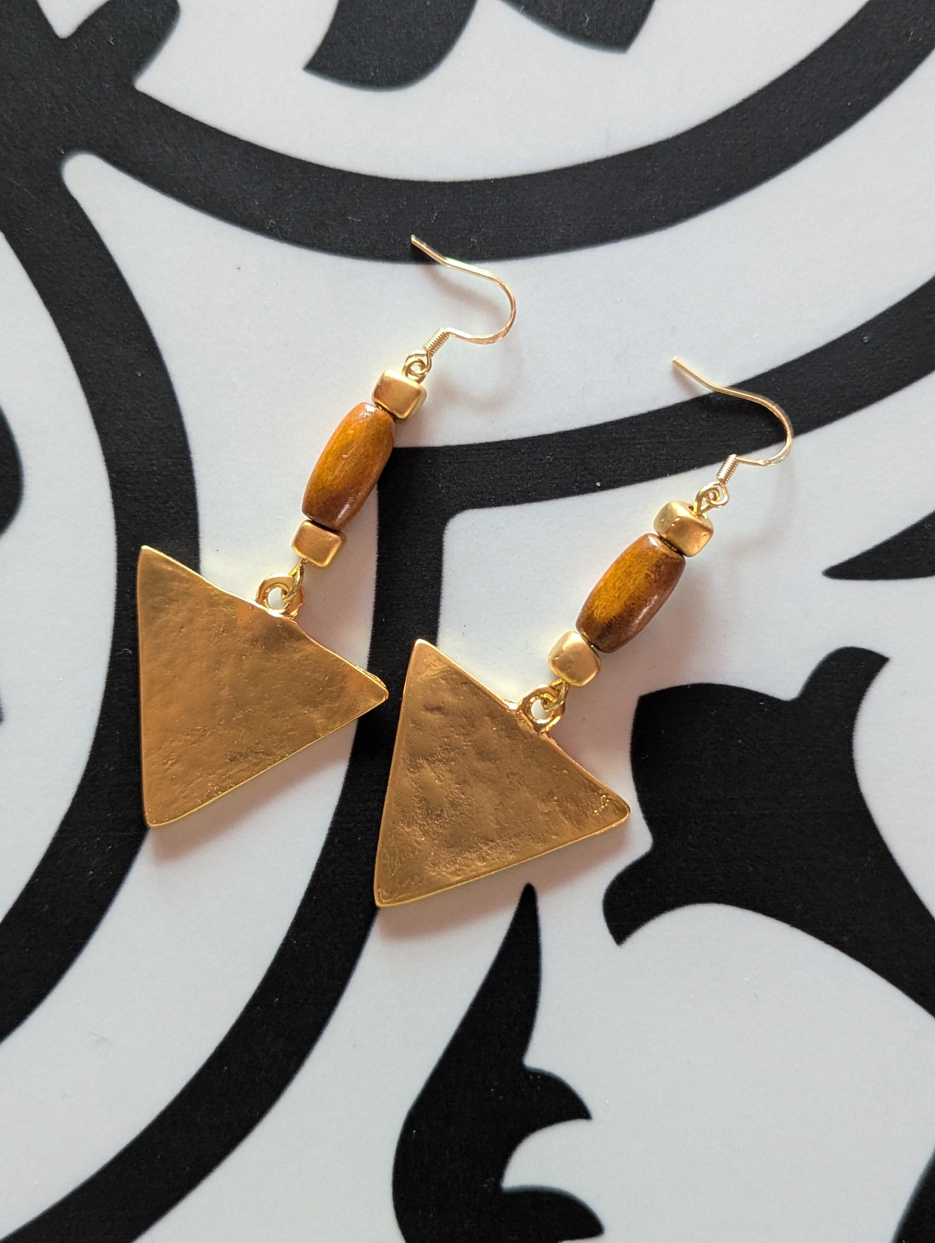 Gold arrow earrings
