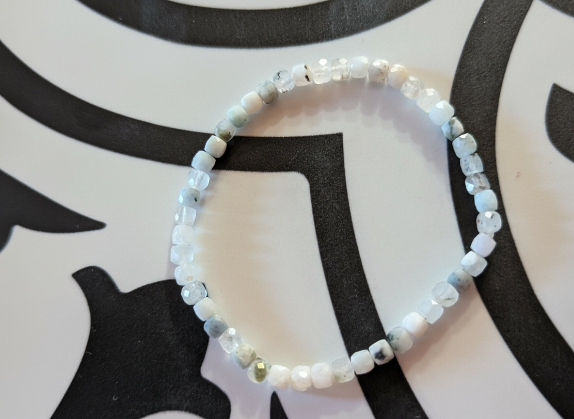 Aquamarine stretch bracelet.