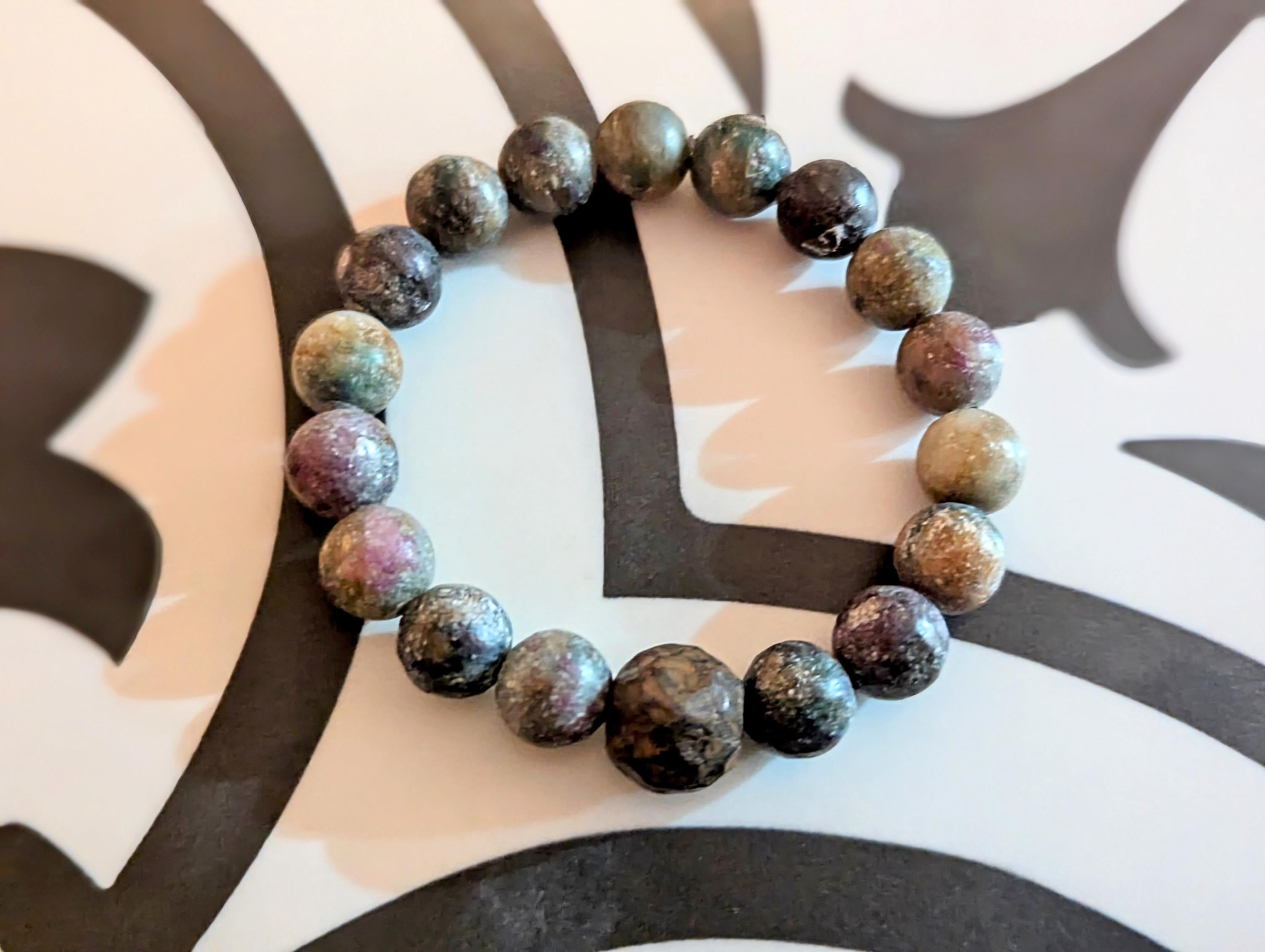 Jade stretch bracelet