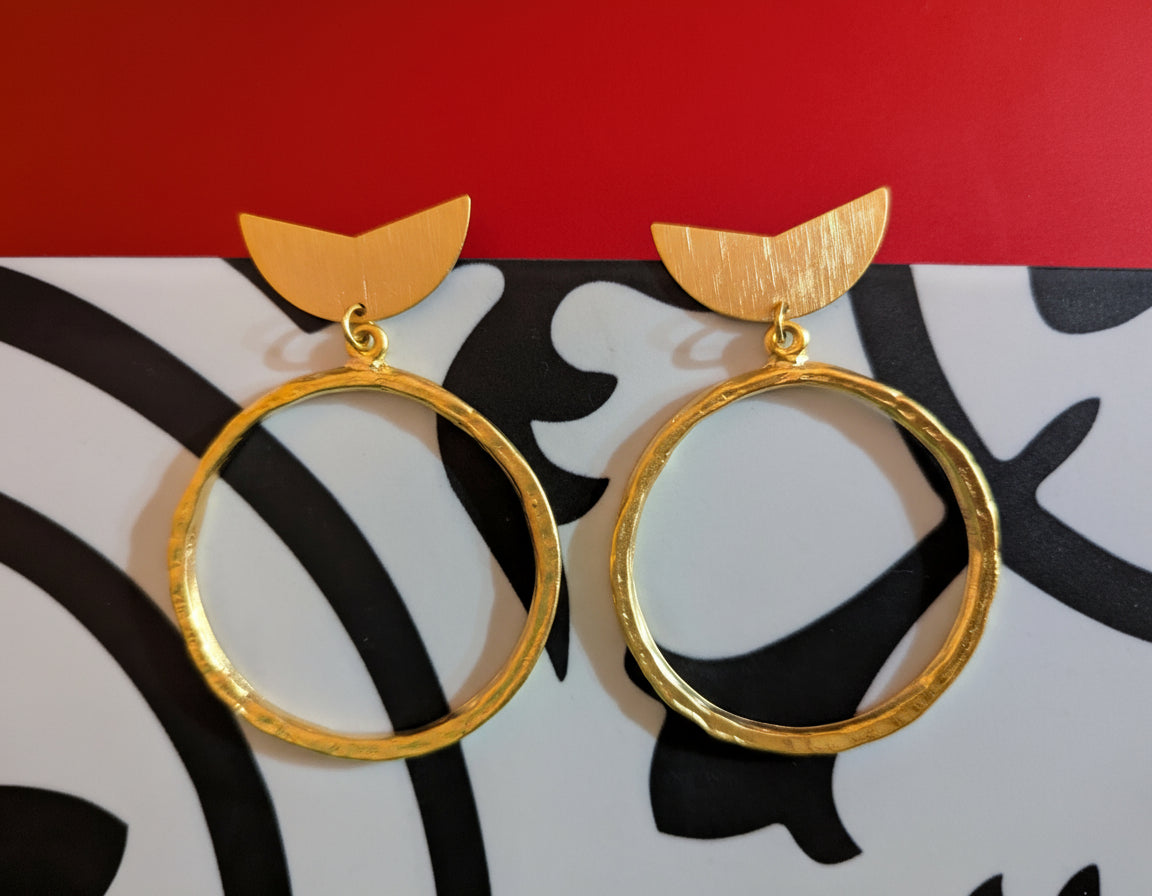 Gold geometric hoop post earrings