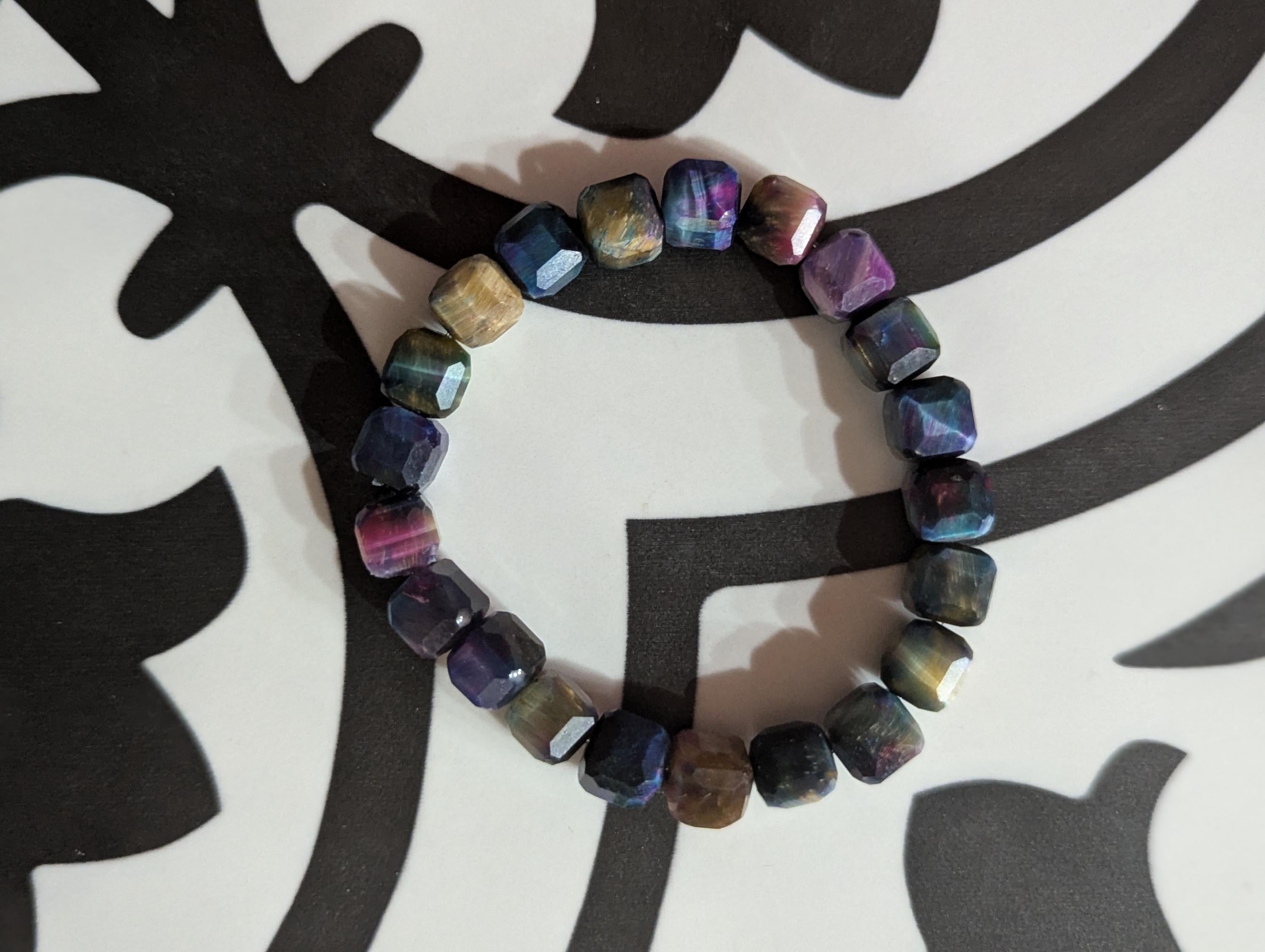 Cubed multicolor Tigereye beaded stretch bracelet